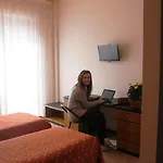 Aries فندق لسا