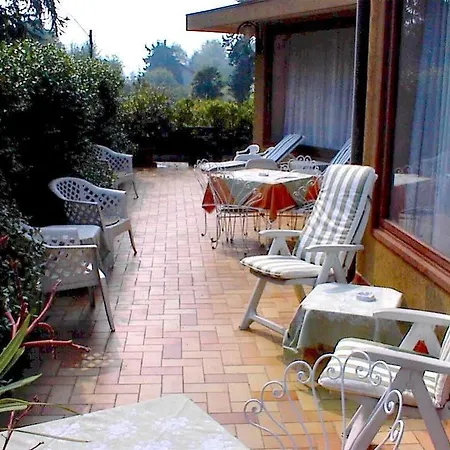 Hotel Aries Lesa